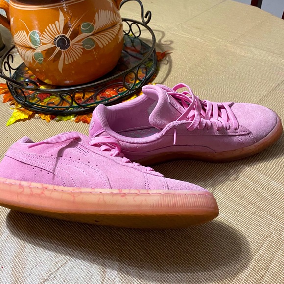 mens pink puma shoes